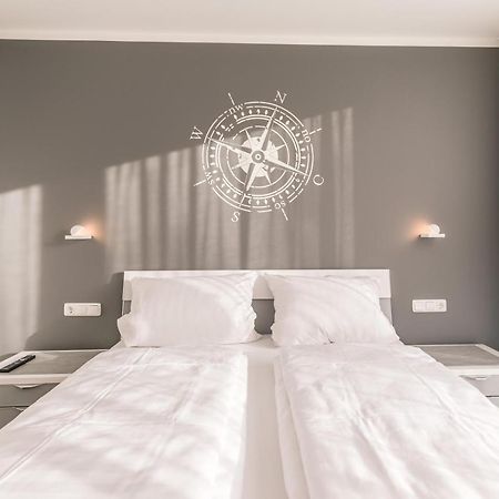 "Deichhausener Strasse 2" Wohnung Senator, 1 Og Büsum Kültér fotó